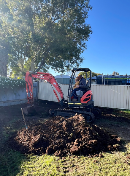 MTB Earthmoving on the job